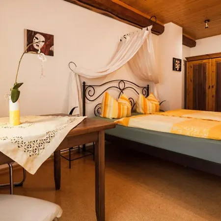 Holiday home Ferienhaus Vier Napoleonslinden Bad Sulza